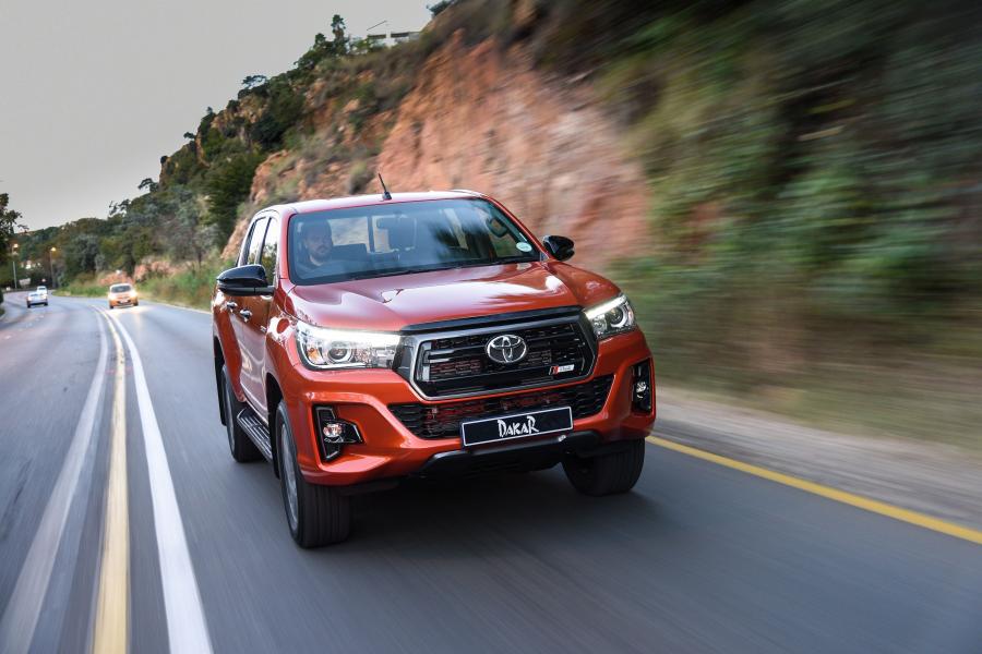  Toyota Hilux Dakar Double Cab 2018 года  (ZA) (фото 28 из 40)